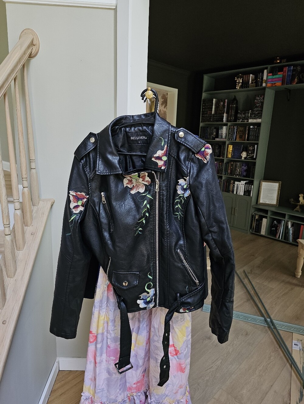 BELLIVERA Floral Vegan Leather Embroidered Moto Jacket Black - Picture 10 of 14